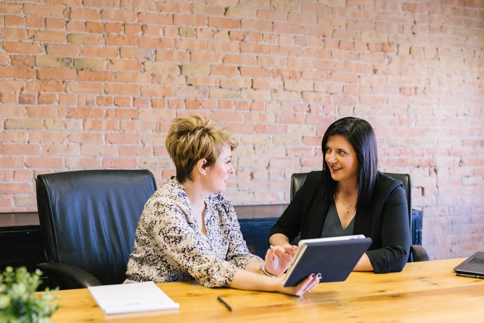 Employment Law and HR services. ACAS Conciliation, Settlement Agreements and Employment Tribunal representation. No win No fee claims.